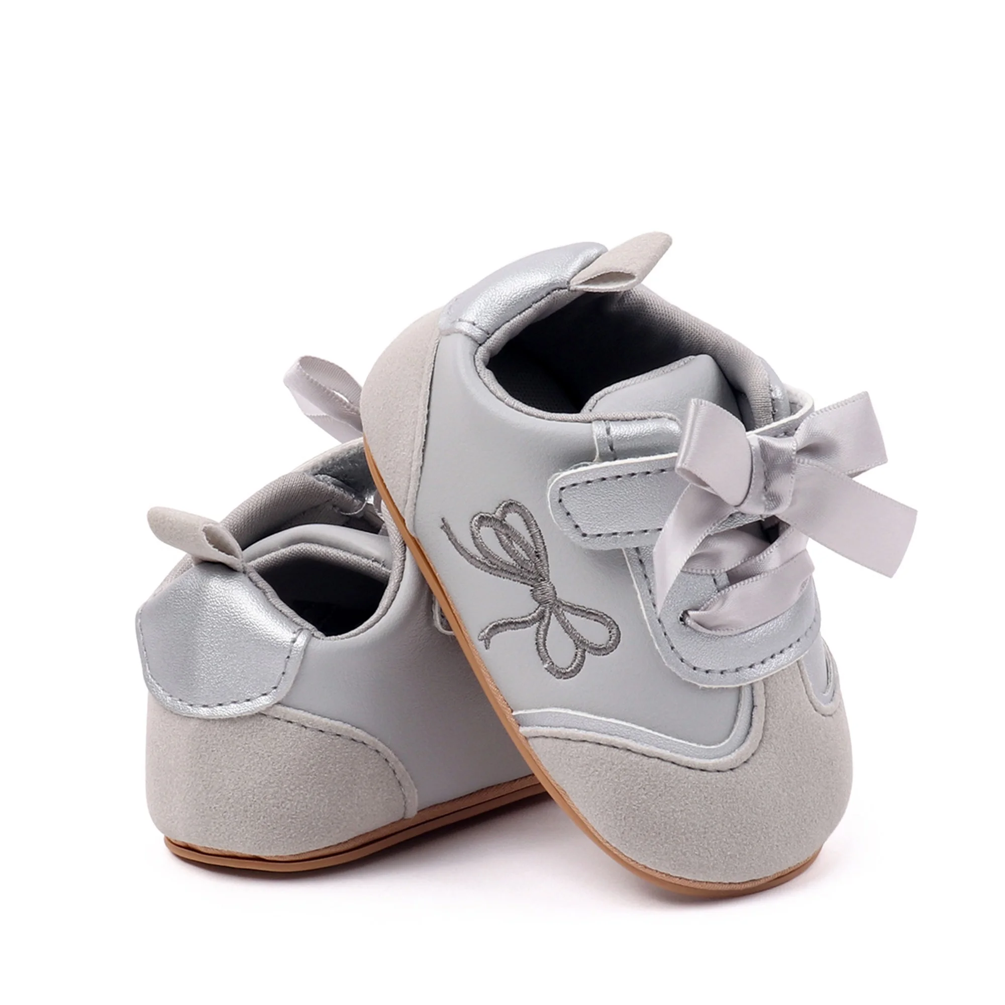 

Cute Baby Girls Shoes Adorable Soft Sole Embroidered Mary Jane Flats for Stylish Toddlers on the Go