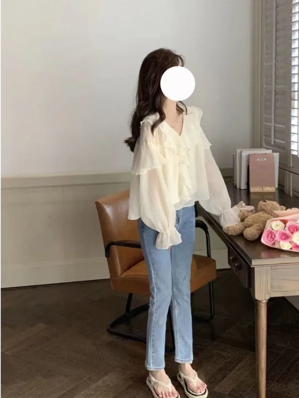 Spring and Autumn 2024 Super Immortal Design Feeling Western High end Unique and Beautiful Ruffle Edge Small Shirt New Top Z65H