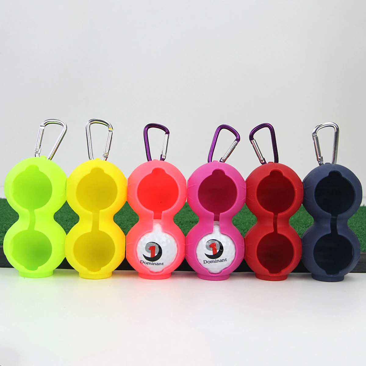 

2PCS Holder Clip Belt Golf Carrier Soft Silicone Golf Accessory for Easy Carrying Training Equipment
