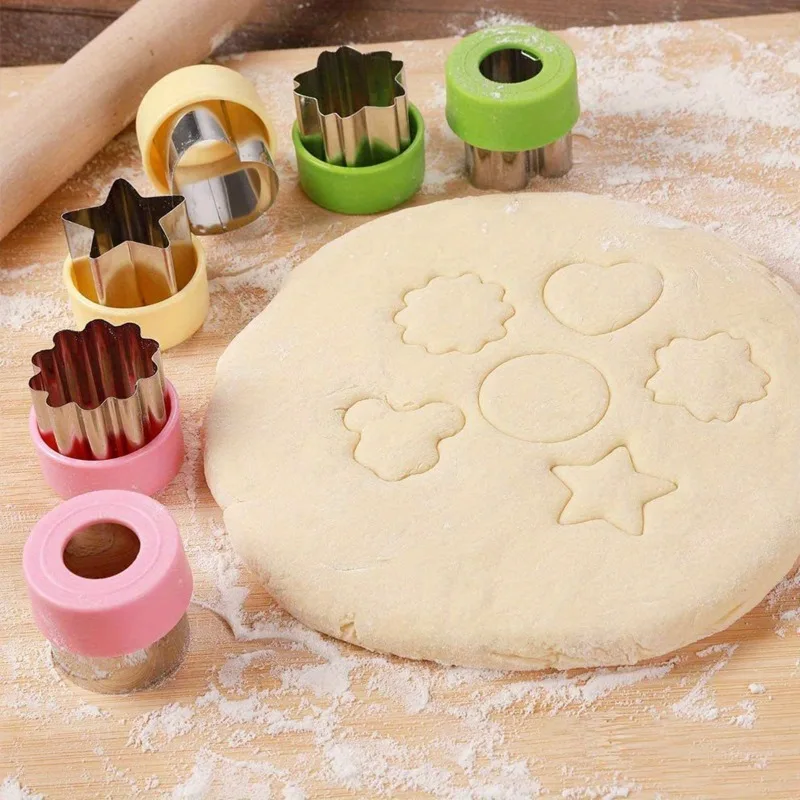 12pcs Stainless Steel Fruit Cutting Embossing Mold Star Heart Flower Vegetable Cutter Cookie Pastry Stamp Mold Kitchen Gadgets