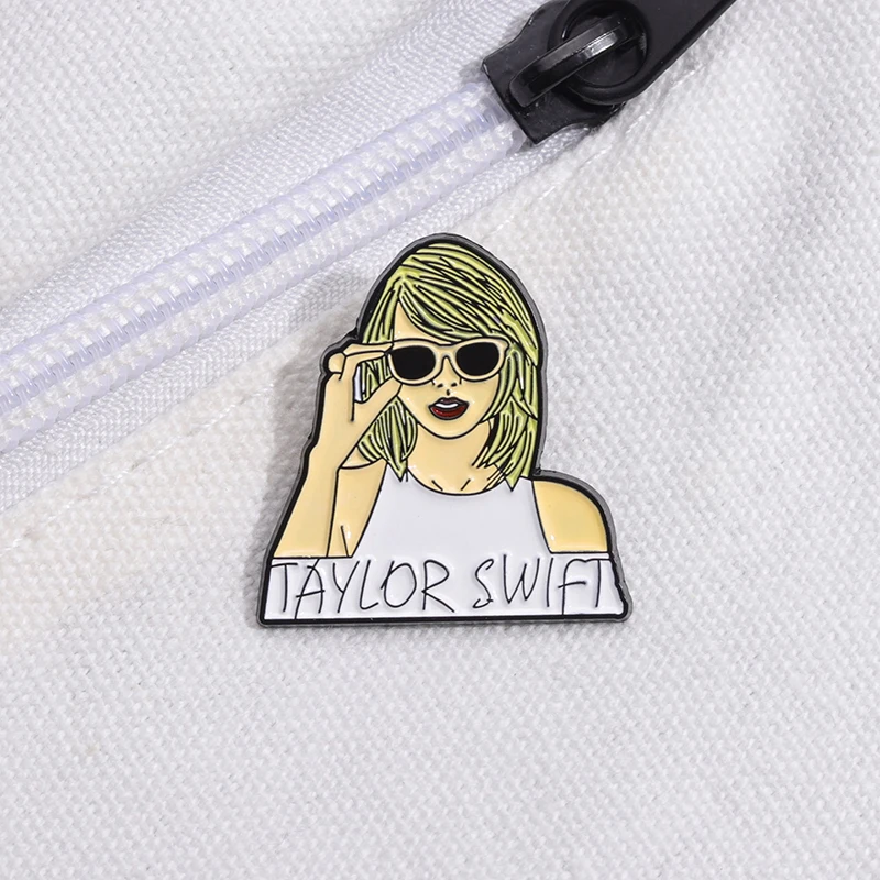 Enamel Pins European and American Pop Singer Style Creative Music Peripheral Metal Badge Singer Taylo Swift Brooch Jewelry Gift