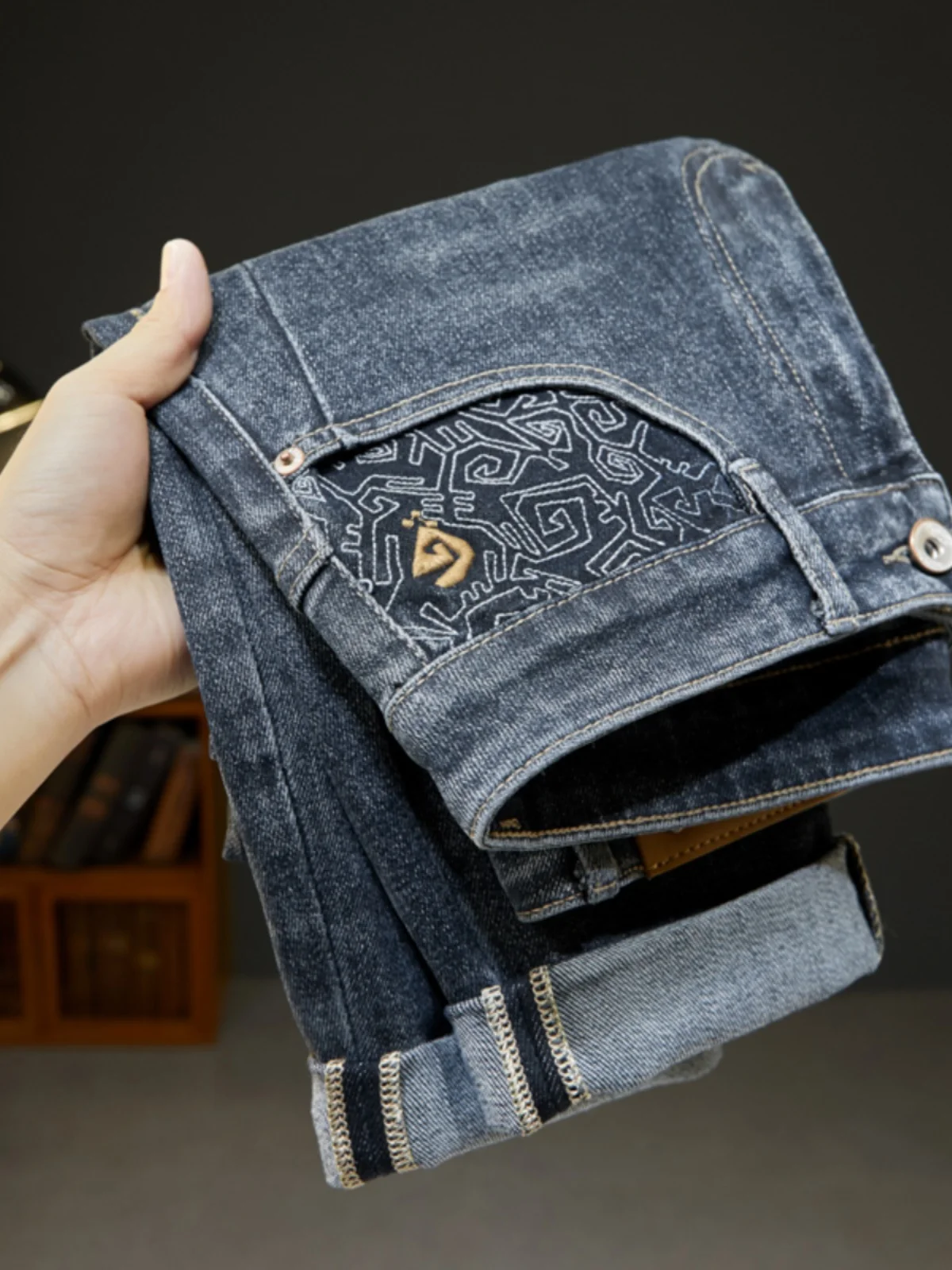 

Весенне-осенние мужские джинсы премиум-класса: новые, модные, повседневные, зауженные, эластичные, молодежные, из денима, со средней/высокой талией