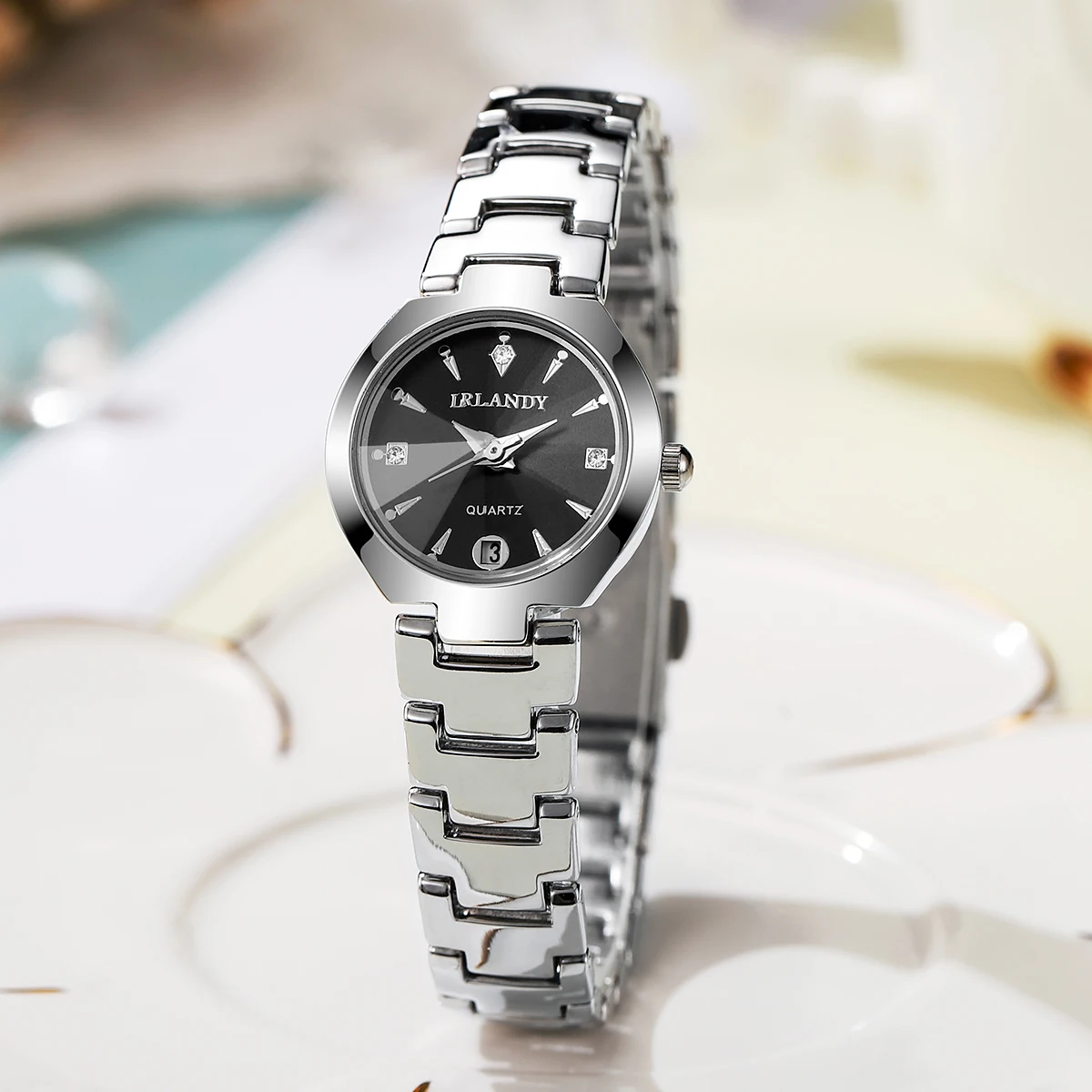 ساعات يد نسائية صغيرة الحجم بتقويم للسيدات ساعات يد كوارتز Reloj Mujer (بدون صندوق)