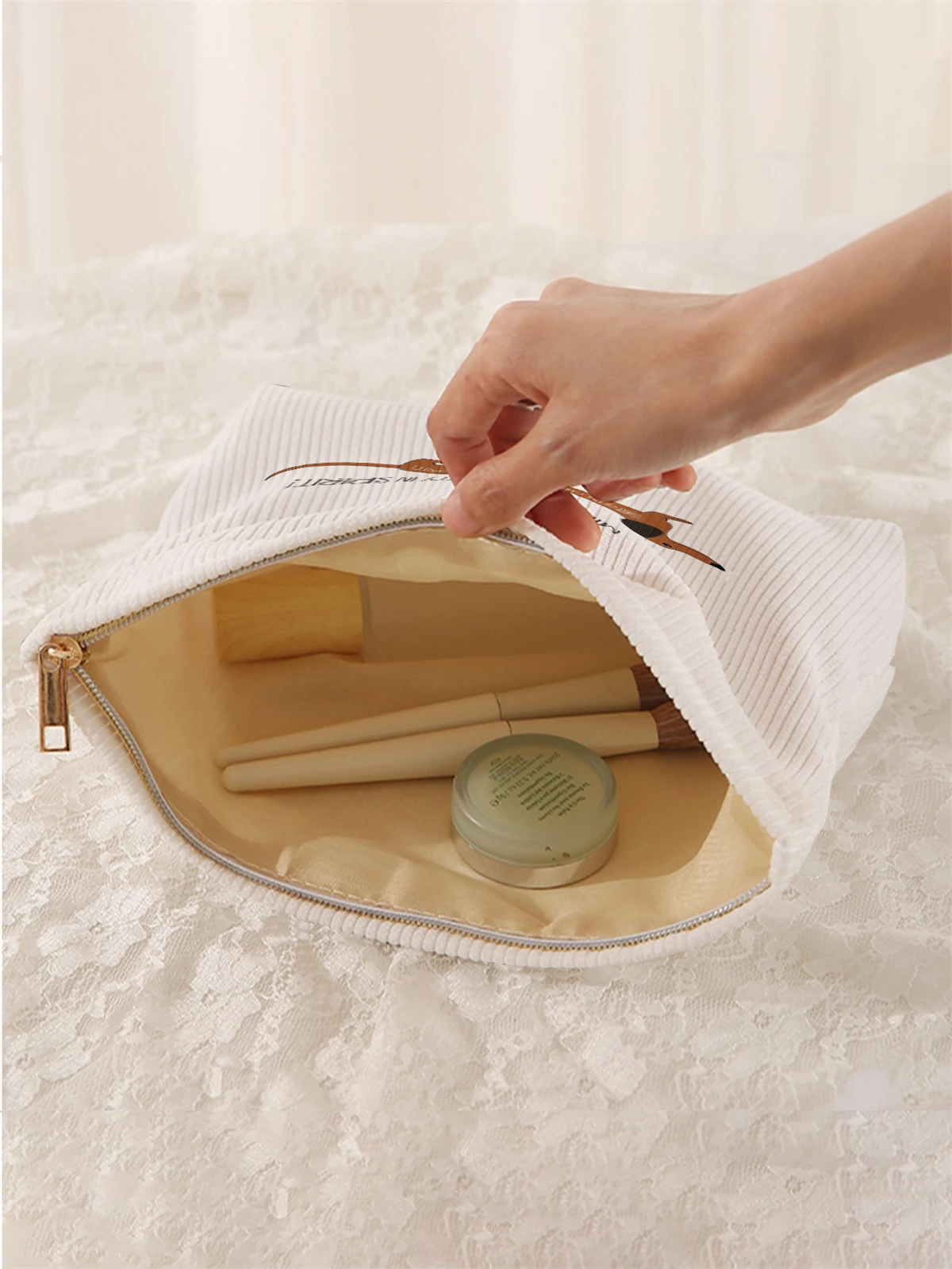 Trousse de maquillage en velours côtelé imprimé motif chien saucisse, boîte de rangement de maquillage légère à fermeture éclair, sac multifonctionnel avec doublure