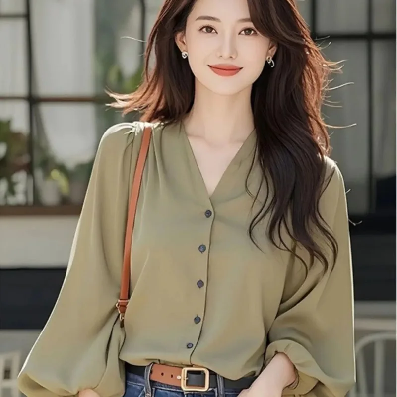 Langarmshirt im französischen Stil für Damen, 2025, Herbst, lockerer Chiffon-Blusen mit V-Ausschnitt
