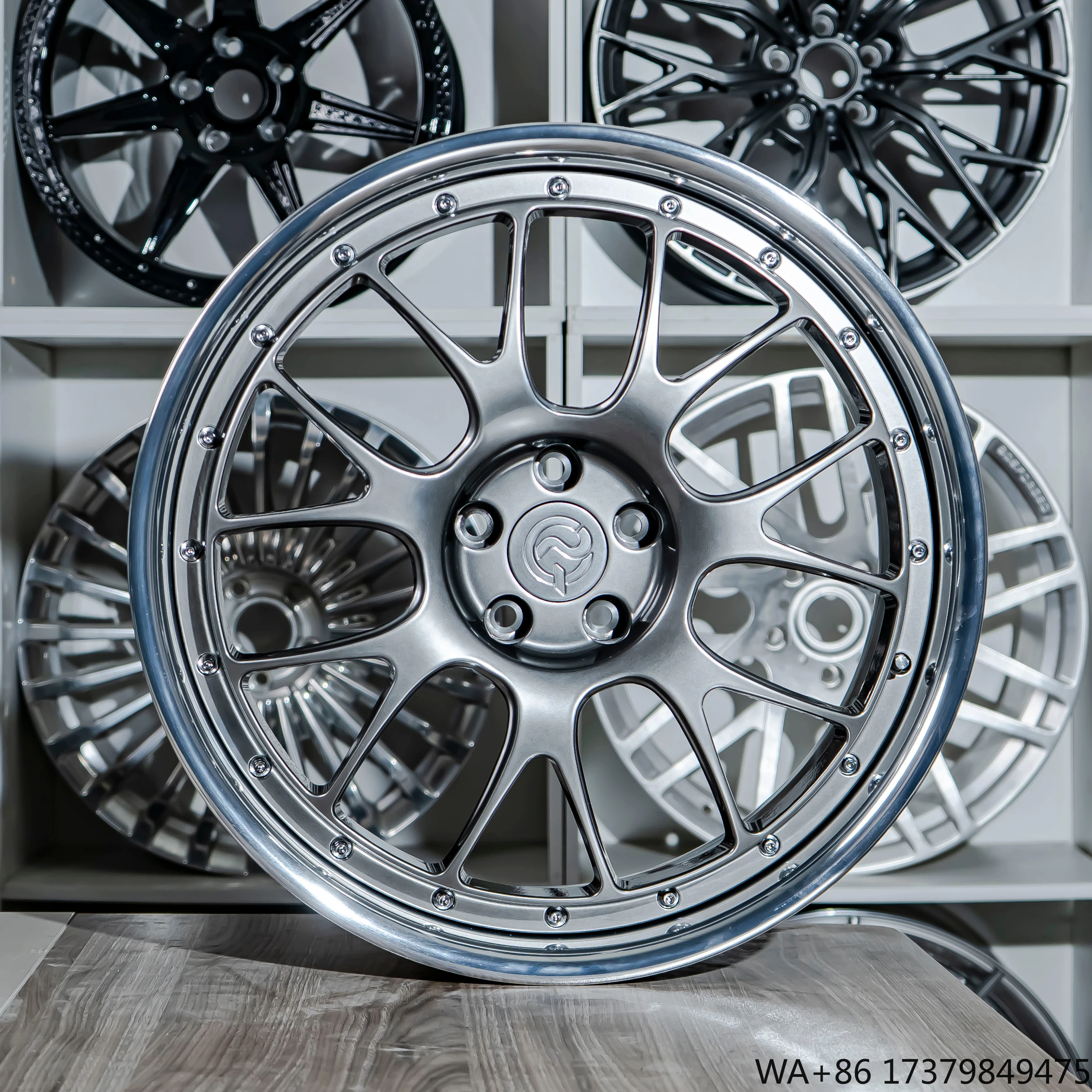 

Новый дизайн из 2 частей с несколькими спицами и глянцевой черной лицевой панелью и полированной отделкой бочонка Кованые колеса для Tesla