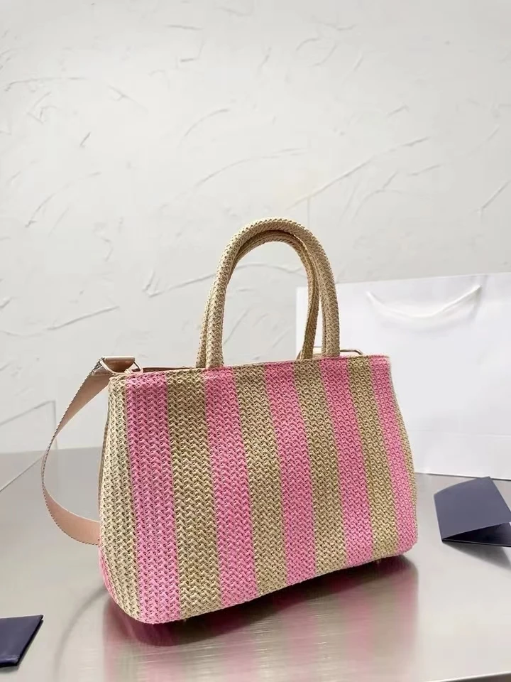 

2024 P Spring Summer New Woven Fashionable Crochet Handbag Large Capacity Photography Holiday Shopping Straw