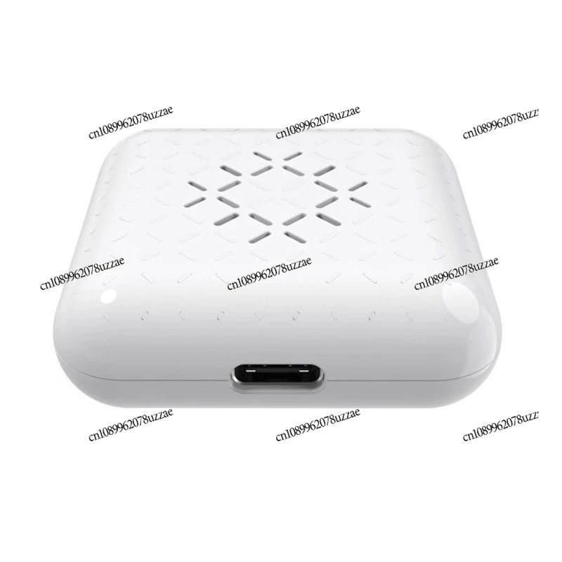 

Chelianyi's New MINI Upgrade Box Is Suitable for Wired To Wireless Carplay Box Modules