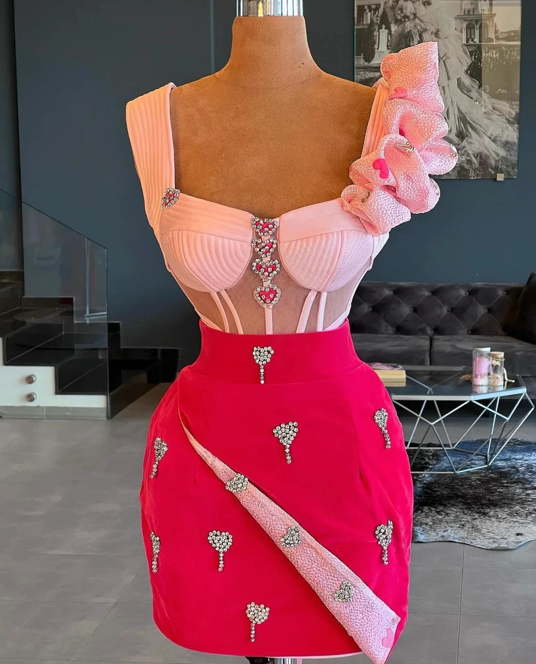 Pink Cocktail Dresses Sheath V-neck Short Mini Beaded Homecoming Dresses Haute Couture Customized