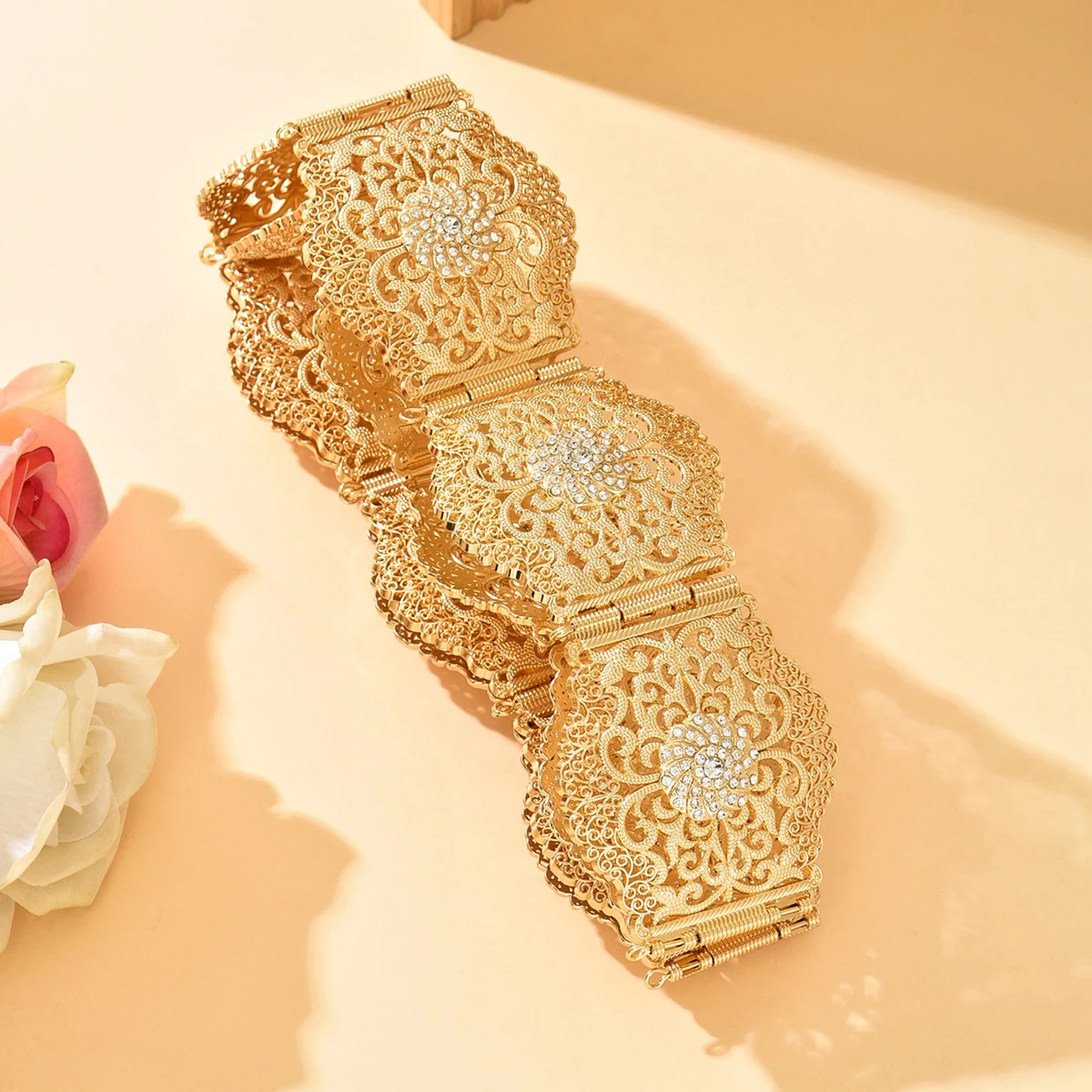 الأوروبية الجزائرية المرأة الفاخرة الذهب اللون حزام الزفاف الجوف جولة المعادن الخصر سلسلة المغربي نمط فستان الزفاف الجسم سلسلة #1