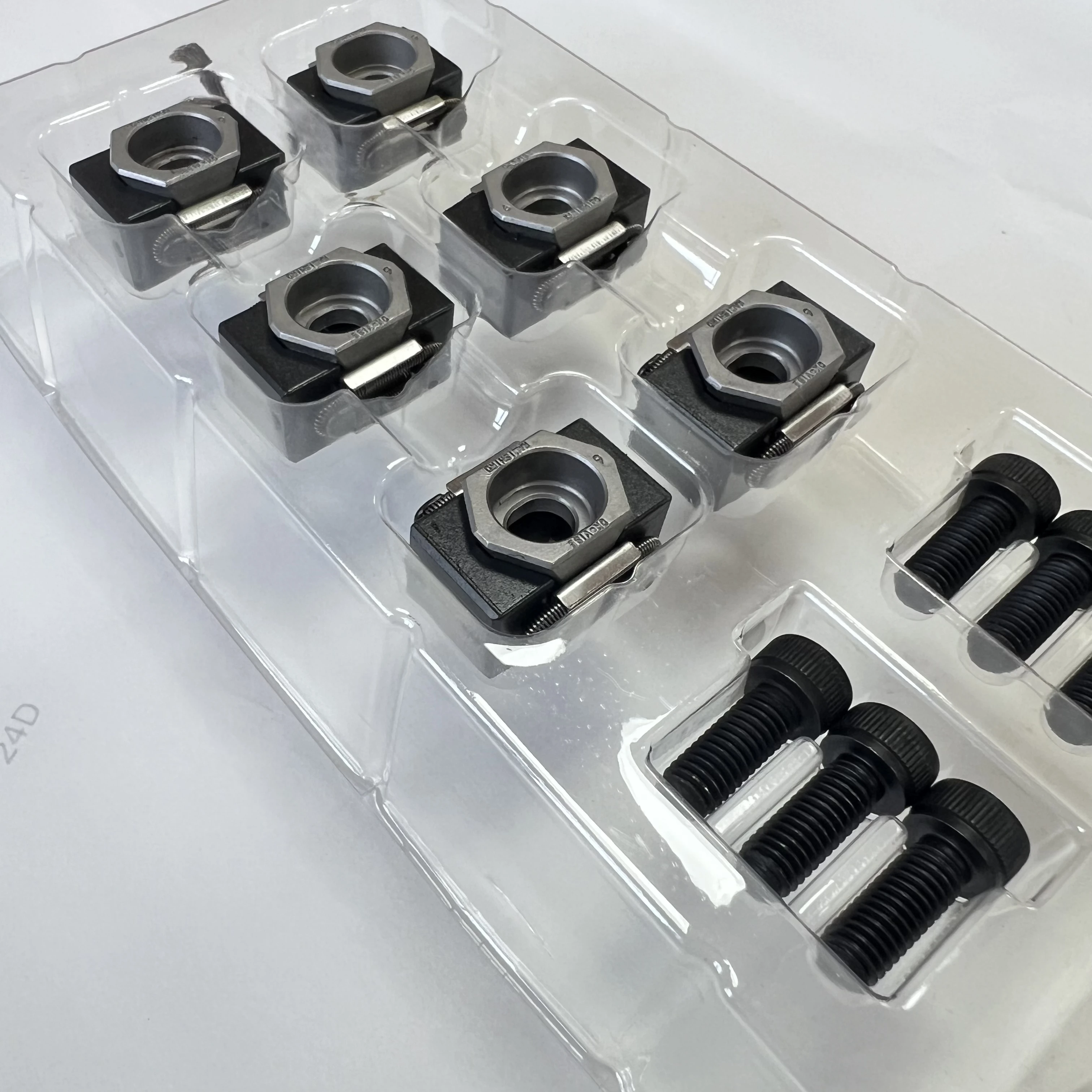 طحن عالية الدقة ملزمة العمل المشابك 4 Aixs OKC/OKP CNC تركيبات أدوات الطحن باستخدام الحاسب الآلي M6 M8 M10 M12 OK ملزمة آلة التصنيع باستخدام الحاسب الآلي