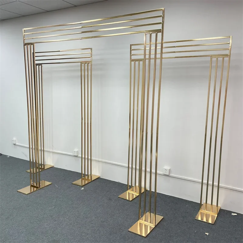 Modernes Gold-Metall-Hochzeitsbogen-Set, Rechteckiger Vertikaler Lamellen-Hintergrund, Luxuriöser Quadratischer Säulenständer für Zeremonienbühnen-Dekoration – Detail 6