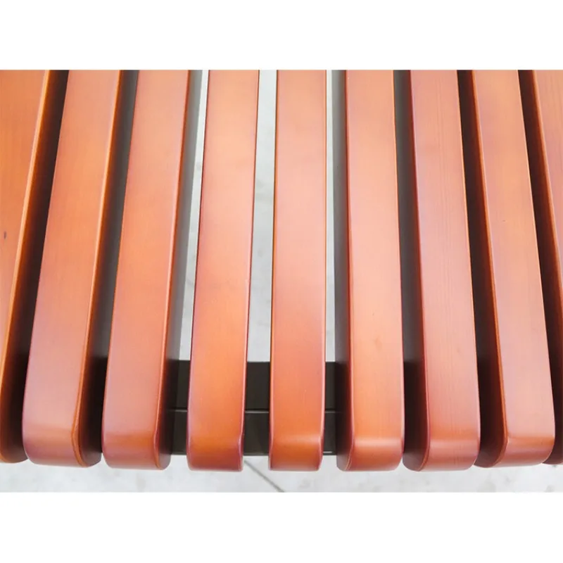 مقعد ترفيهي مربع طويل خارجي للحديقة الخارجية من الخشب المضاد للتآكل على شكل حرف S كرسي معدني بشريط معدني