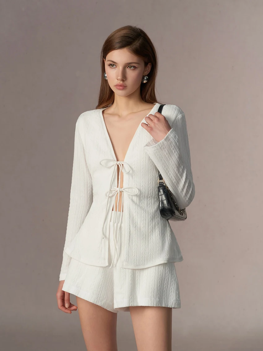 

Marthaqiqi White Ladies Nightgowns Suit Long Sleeve Pajamas Lace Up Sleepwear V-Neck Nightwear Shorts Casual Female Home Clothes