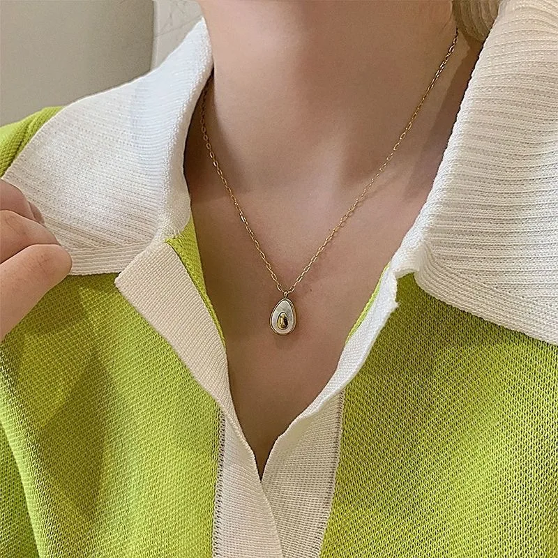 316L Stainless Steel High Sense Light Luxury French Shell Avocado Ladies Necklace & Pendant Fashion Exquisite Fashion Jewelry