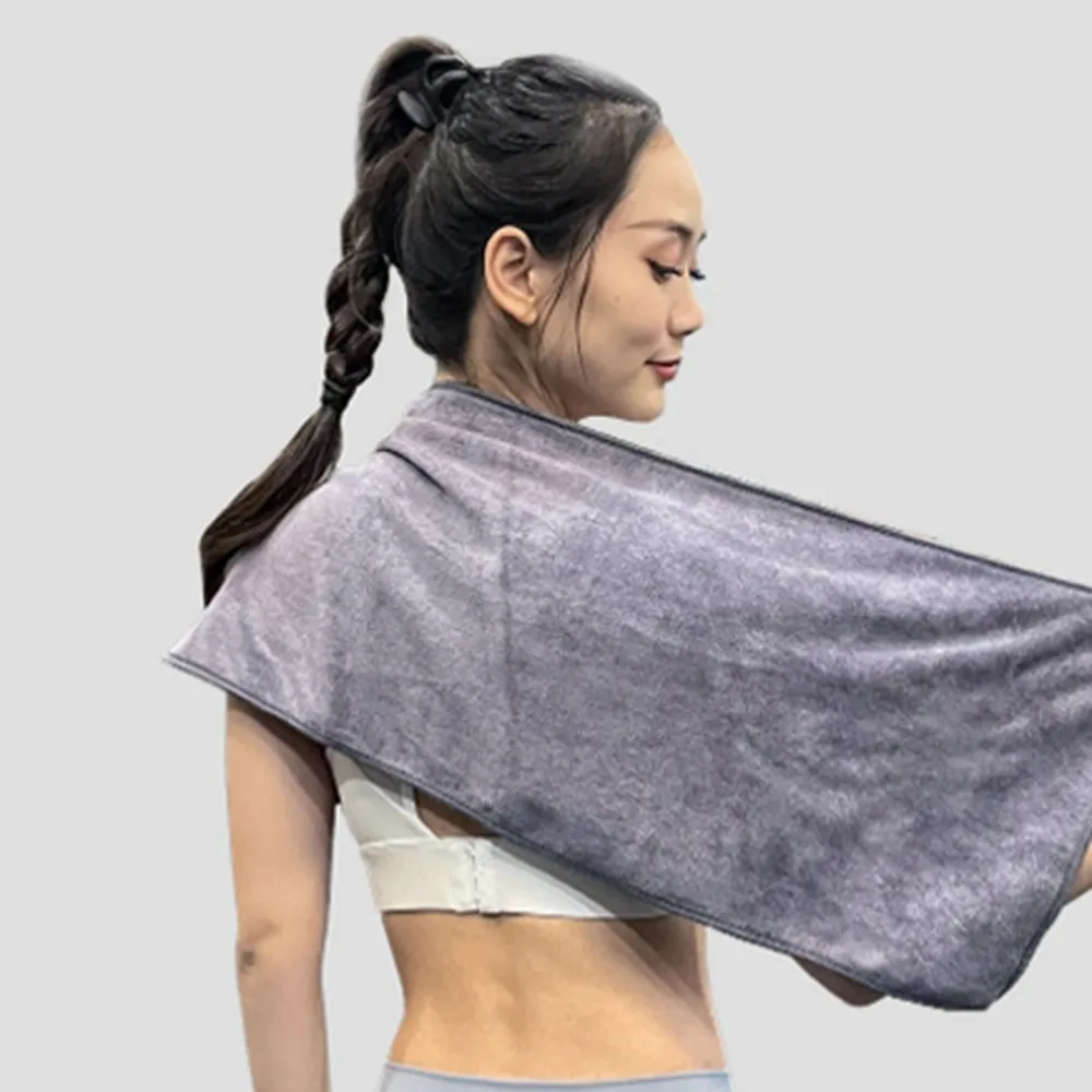 Fitness Equipment Quick-Drying Sports Towel Absorbing Water Wiping Sweat Gym Towel Soft Lightweight Swimming Towel Swimming