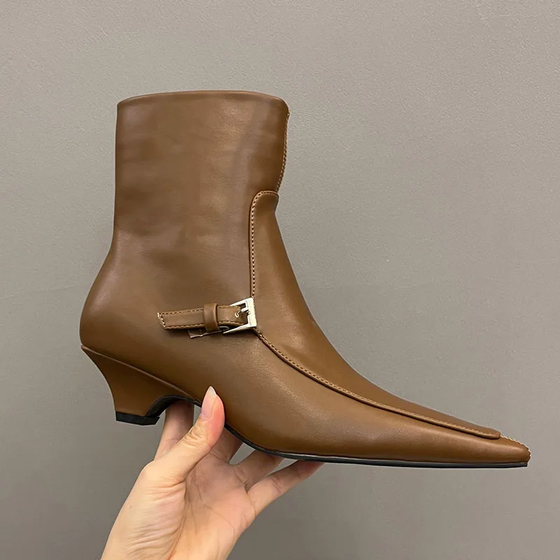 New Fashion Pointed Toe Ladies Short Western Boots With Heels Shoes Footwear Zippers Women Ankle Boots Female Heeled Shoes