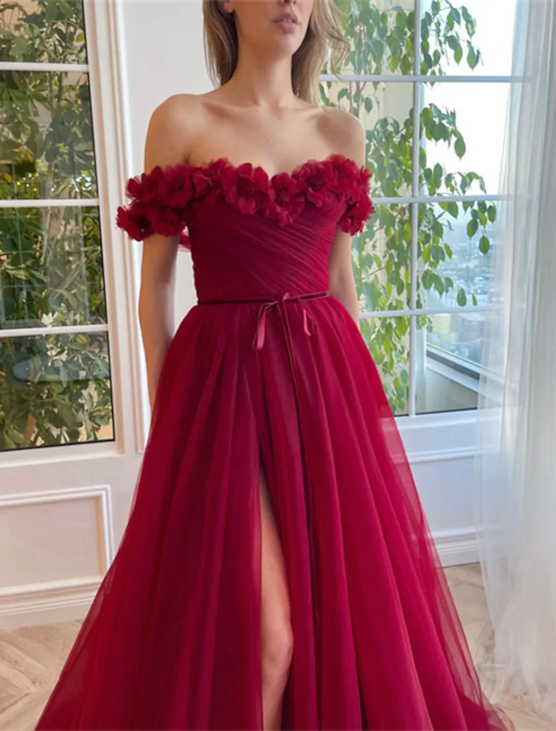 Sexy A-Line Floral Prom Dresses Elegant Brush Train Short Sleeve Off Shoulder Tulle with Slit Strappy Formal Evening Party Gowns