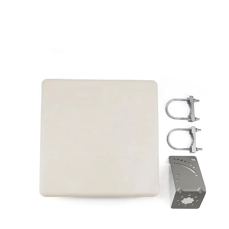 High Gain Waterproof 3 ports 5GHz Triple Polarization WIFI Directional Panel Multi Band Antenna