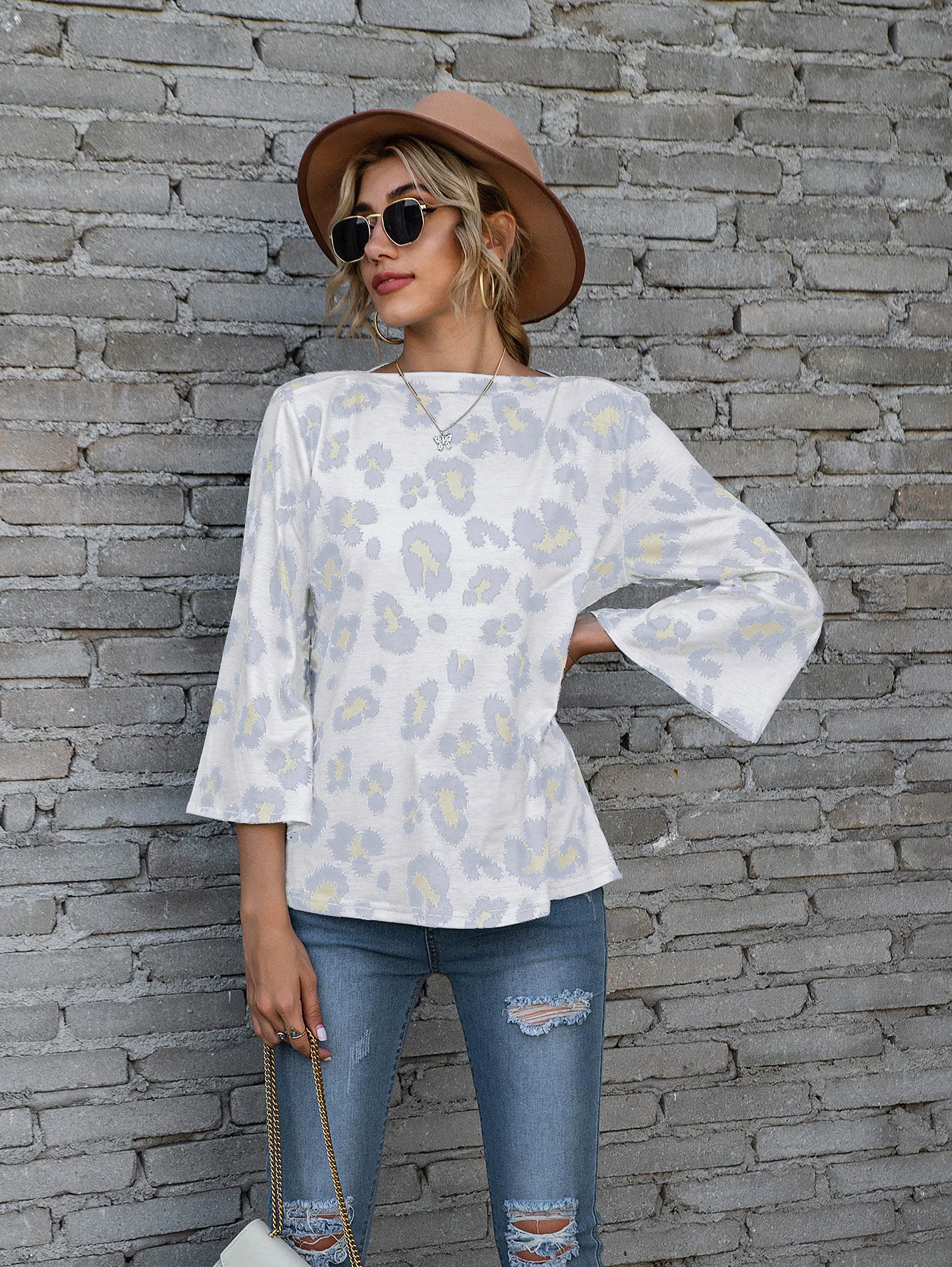 

2026 New Fashion Printed Bell Sleeve Shirt Women Summer Casual Loose Splicing Round Neck Home Long Sleeve Top For Women