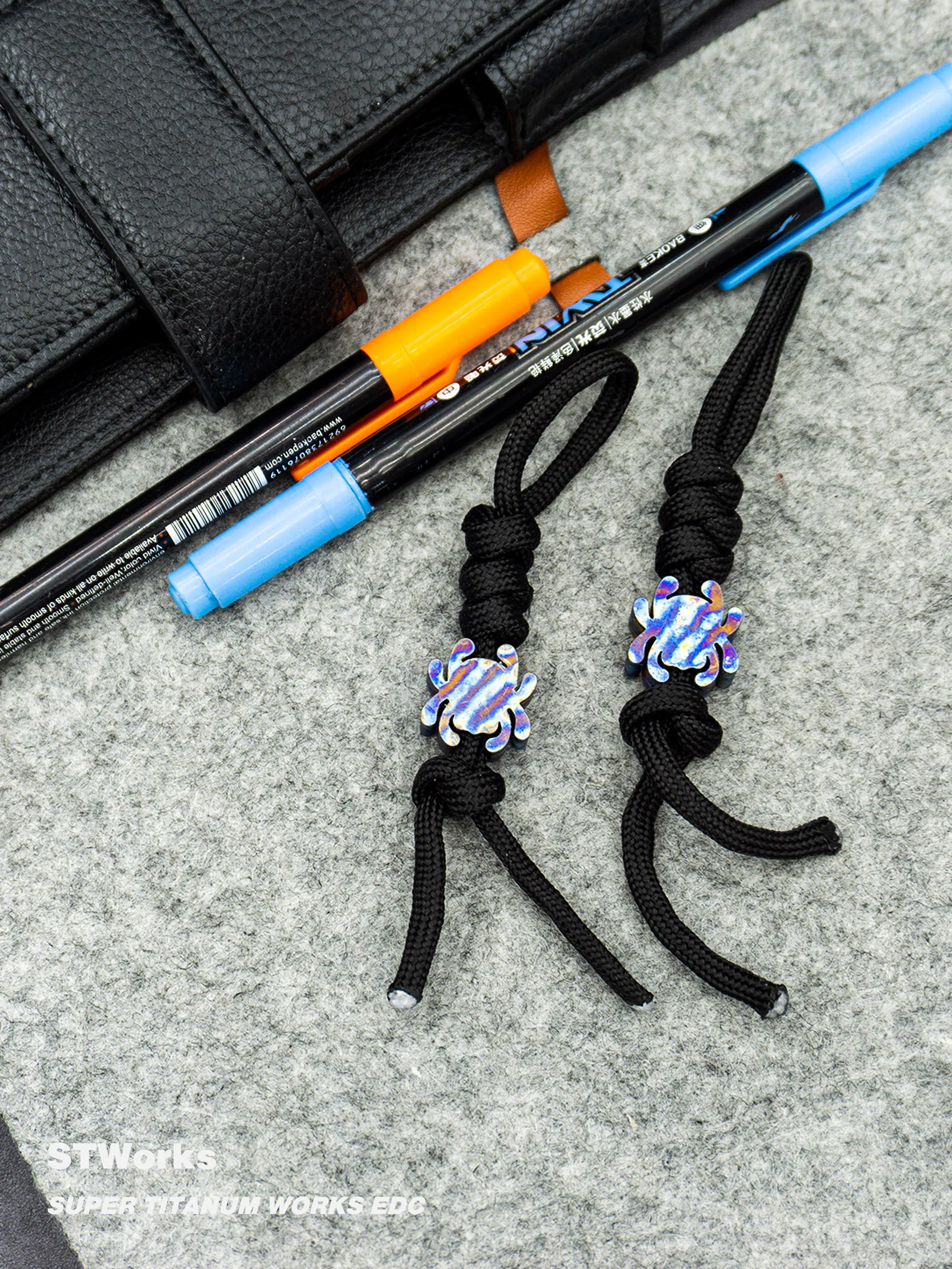 Titanium Alloy Umbrella Pendant, knife Pendant, Mobile Phone Chain Rope Pendant
