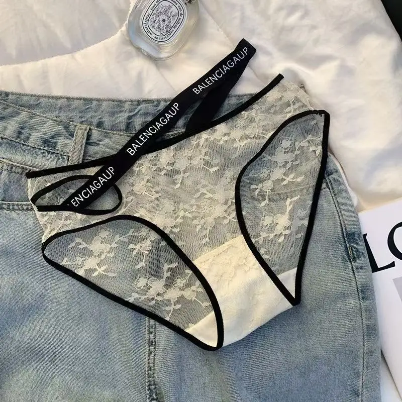 conjunto-de-2-calcinhas-femininas-de-verao-respiraveis-sem-costura-com-borda-larga-e-estampa-de-letras-novo-estilo-renda-transparente-sexy-com-fundo-de-algodao-modelo-triangulo