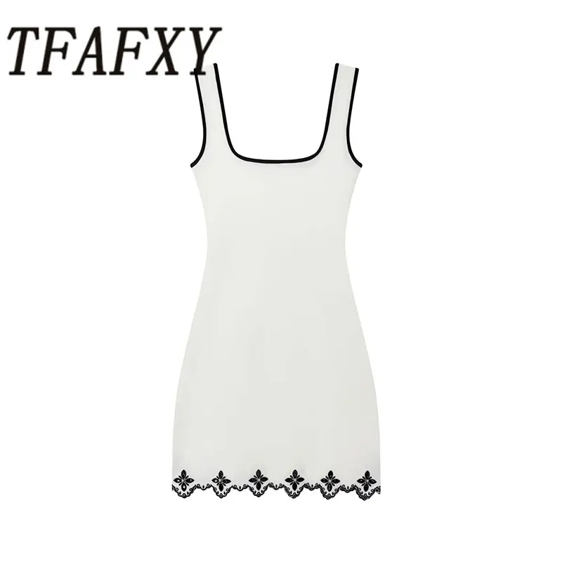TFAFXY 2026 Frühlings-Damen-Trägerkleid, bestickte Perlendekoration, ärmellos, schlank, A-Linie, extrem kurzes Minikleid, Y2K