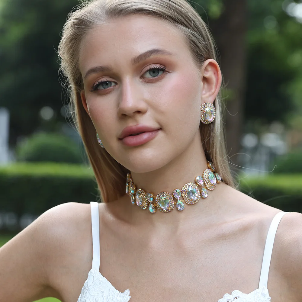 العروس حجر الراين البيضاوي قلادة طقم من الحلقان وصيفه الشرف مجوهرات الزفاف T المختنق قلادة حفلة موسيقية زي مجموعات مجوهرات ملونة