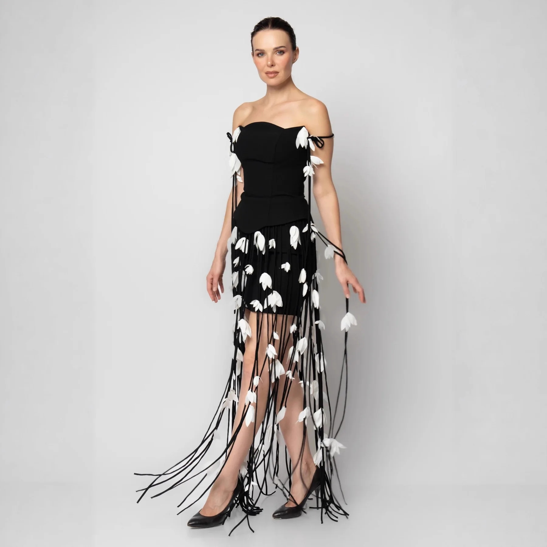 

Sexy Strapless Tassel Trim Bodycon Skirt Dress High Waist Wrap around Belted Gown for Party Wedding Anniversary Celebration