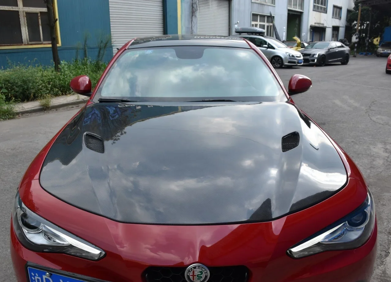 New Carbon Fiber Hood Bonnet For Alfa Romeo Giulia