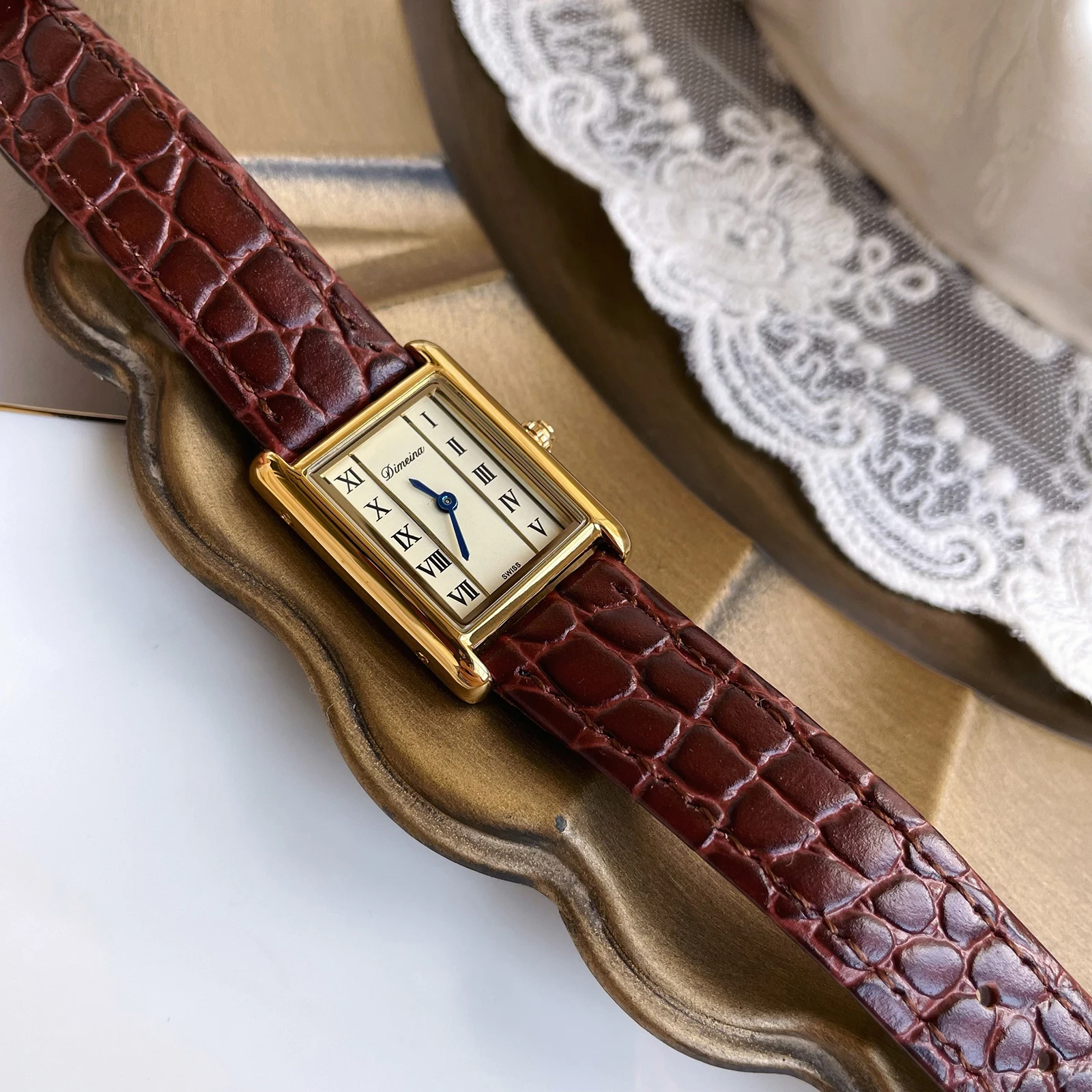 Elegant women's wristwatch classic leather watch, luxurious and sophisticated style, a high-end women's watch, a gift for women.