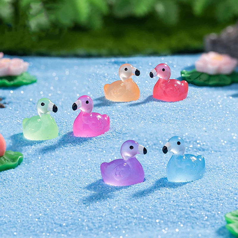 10PCS Mini Resin Flamingo Ducks Miniatures Glow In The Dark Fairy Garden Micro Landscape Home Desk Ornament DIY Craft Decoration