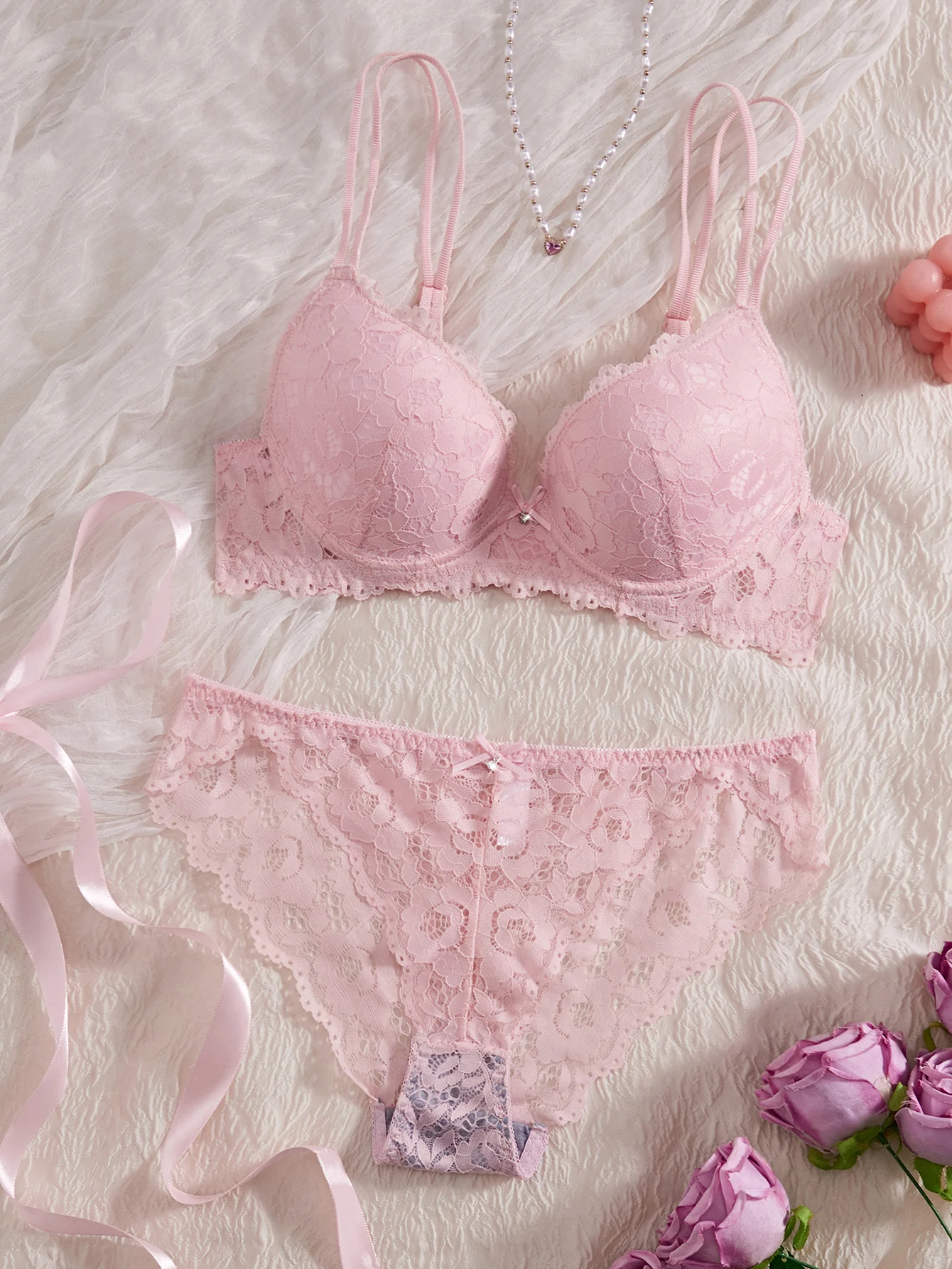 Sexy Dessous-Set für Damen, Spitze, Patchwork, einfarbig, mit Schleife, Strasssteinen verziert, Push-up-Effekt, doppelte Träger, ungefüttert, bequeme Unterwäsche, Spitze, halbtransparent, atmungsaktive Unterhose. – Detail 6