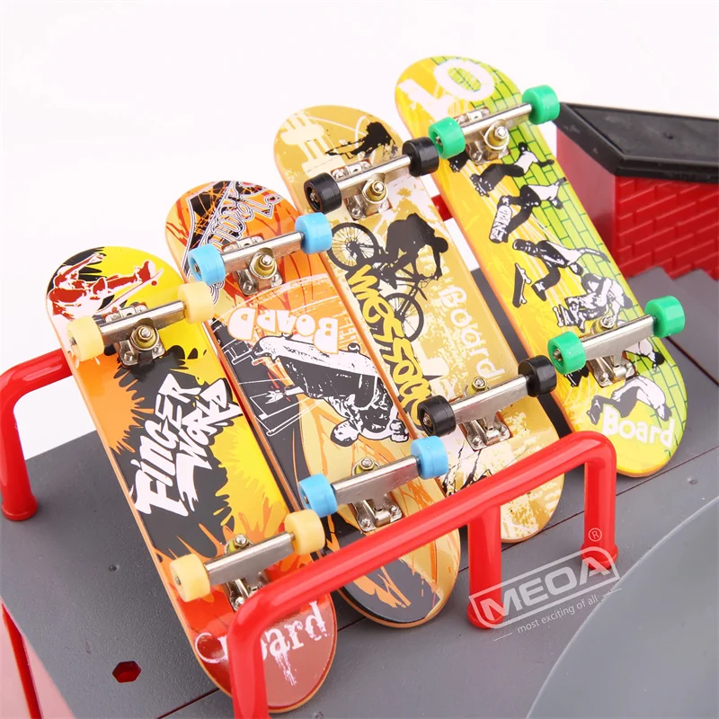 New Finger Skateboard Park Ramp Piattaforma di skateboard Bacino di skateboard professionale Posto Arena Giocattoli regalo creativi per bambini