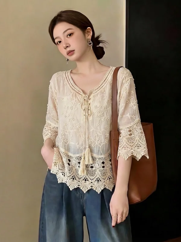 

Bohemian Style Women's Lace Shirt Short Sleeve V-Neck Summer New plus Size Holiday Style Top Korean Loose Fit Commute Style