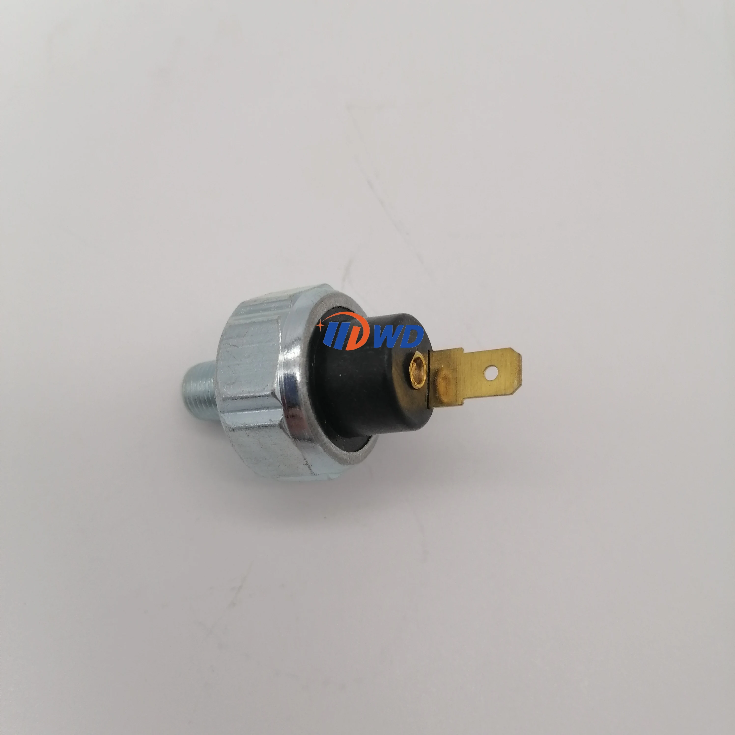 

31A90-00500 31A90-00300 30690-51201 Sensor Sakelar Tekanan Minyak for Mitsubishi S3L2
