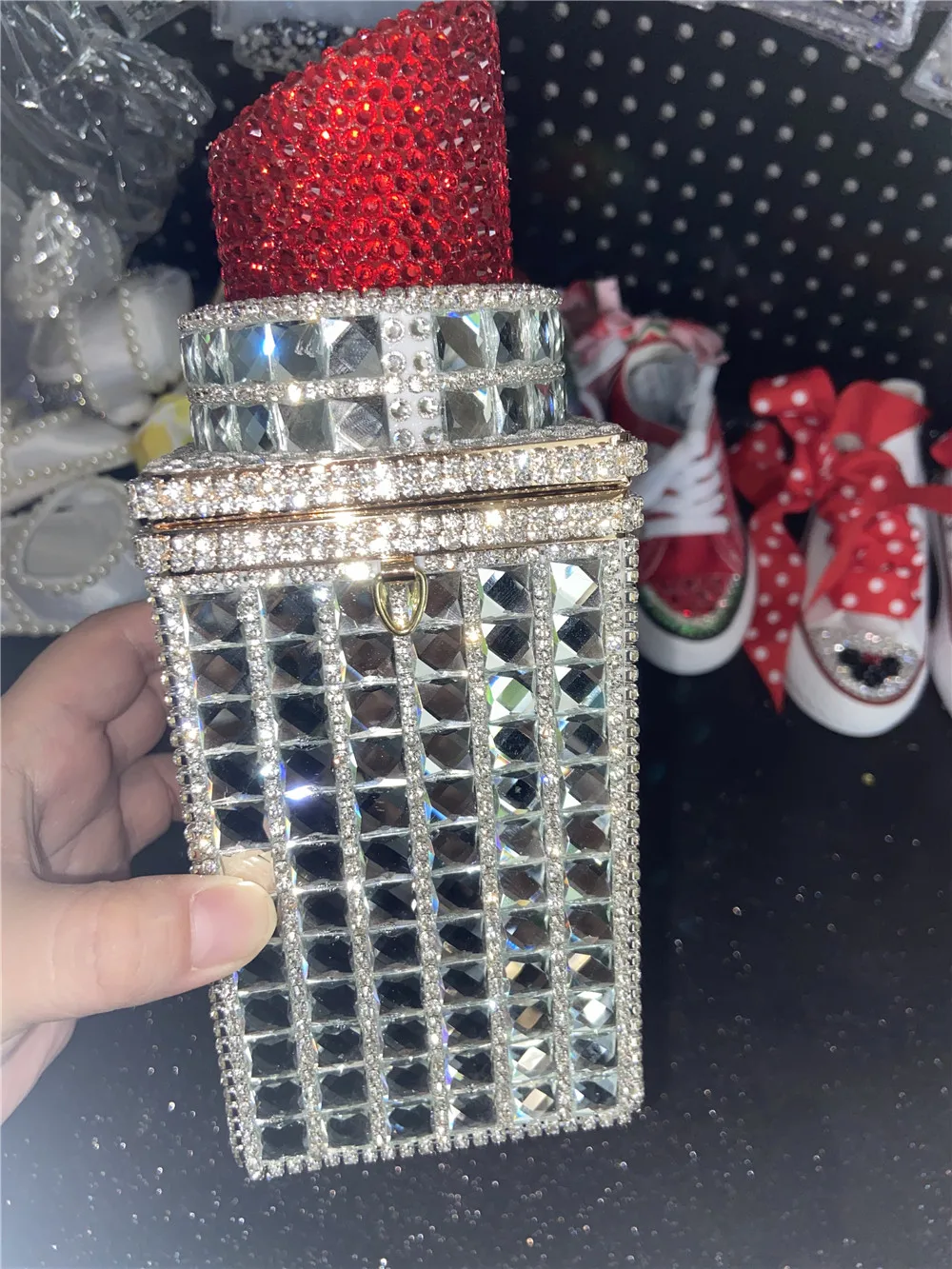 Customized Rhinestones Red Lipstick Shoulder Bags Women Handbags Evening Purse Fashionable Designer Handbags Luxury storage bag