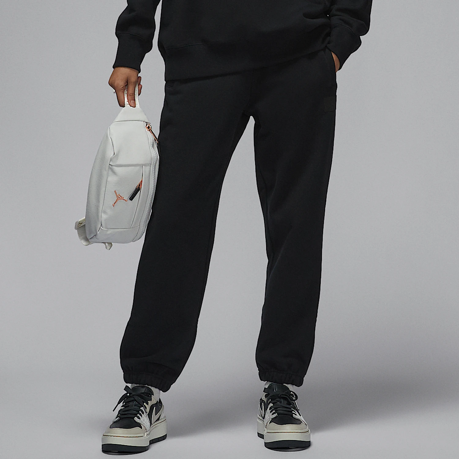 

Официальные женские свободные повседневные вязаные брюки Nike JORDAN HJ1327-010
