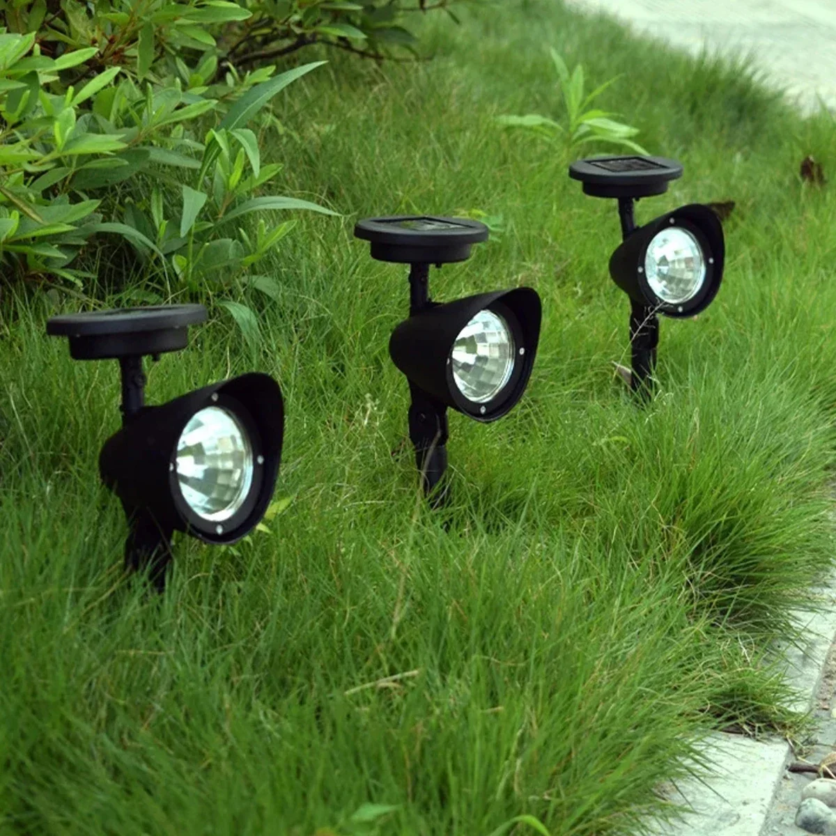 Outdoor Led Solar Spotlight Garden Lights Landscape Decoration IP65 Waterproof for Lawn Courtyard Pathway Tree Separately Lamp