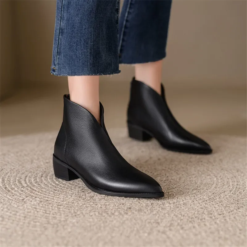 New Women Genuine Leather Ankle Boots Pointed Toe Chunky Heel Boots for Women Winter Fashion Short Boots Concise Women Boots