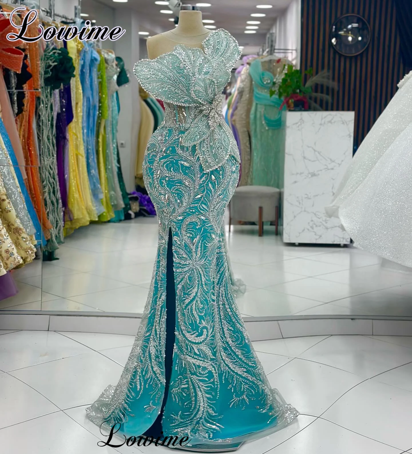 2025 New Fashion Mint Green Celebrity Dresses Mermaid Sleeveless Sheer Neck Evening Party Gowns Vestidos De Gala Red Carpet Gown