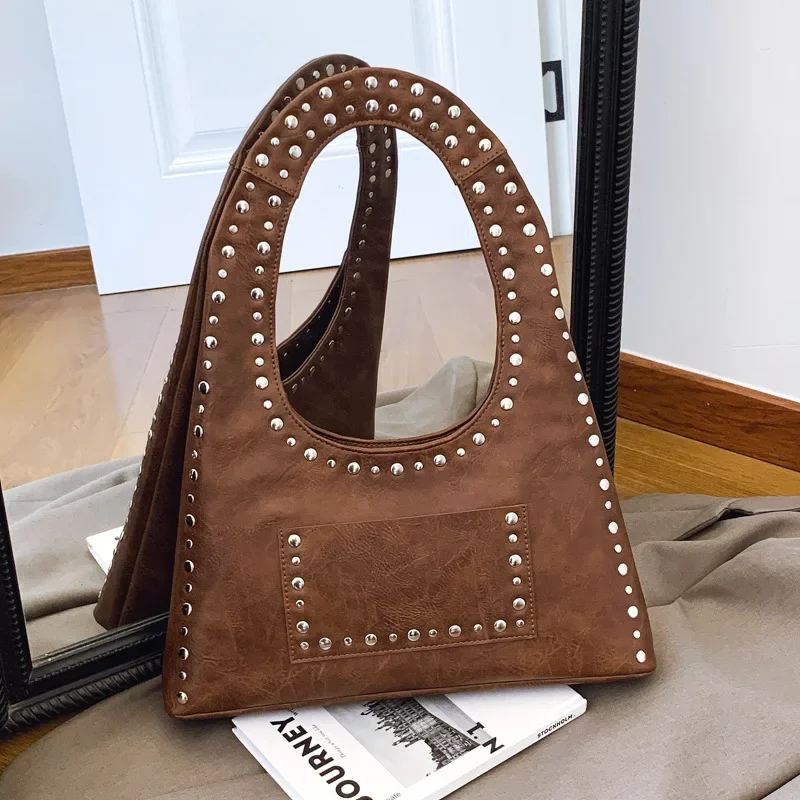 

Vintage Rivet Tote Bag Handbags Europe and America Underarm Bags for Women Half Moon Shoulder Bag High Quality Shopper Purse NEW