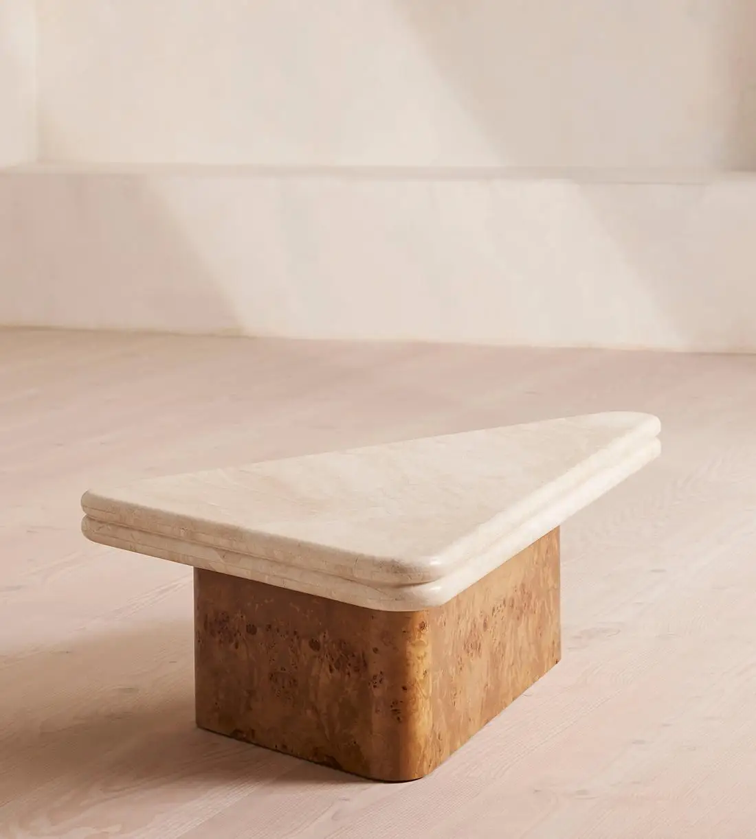 

Роскошная современная мебель для гостиной: кофейный столик из натурального мрамора