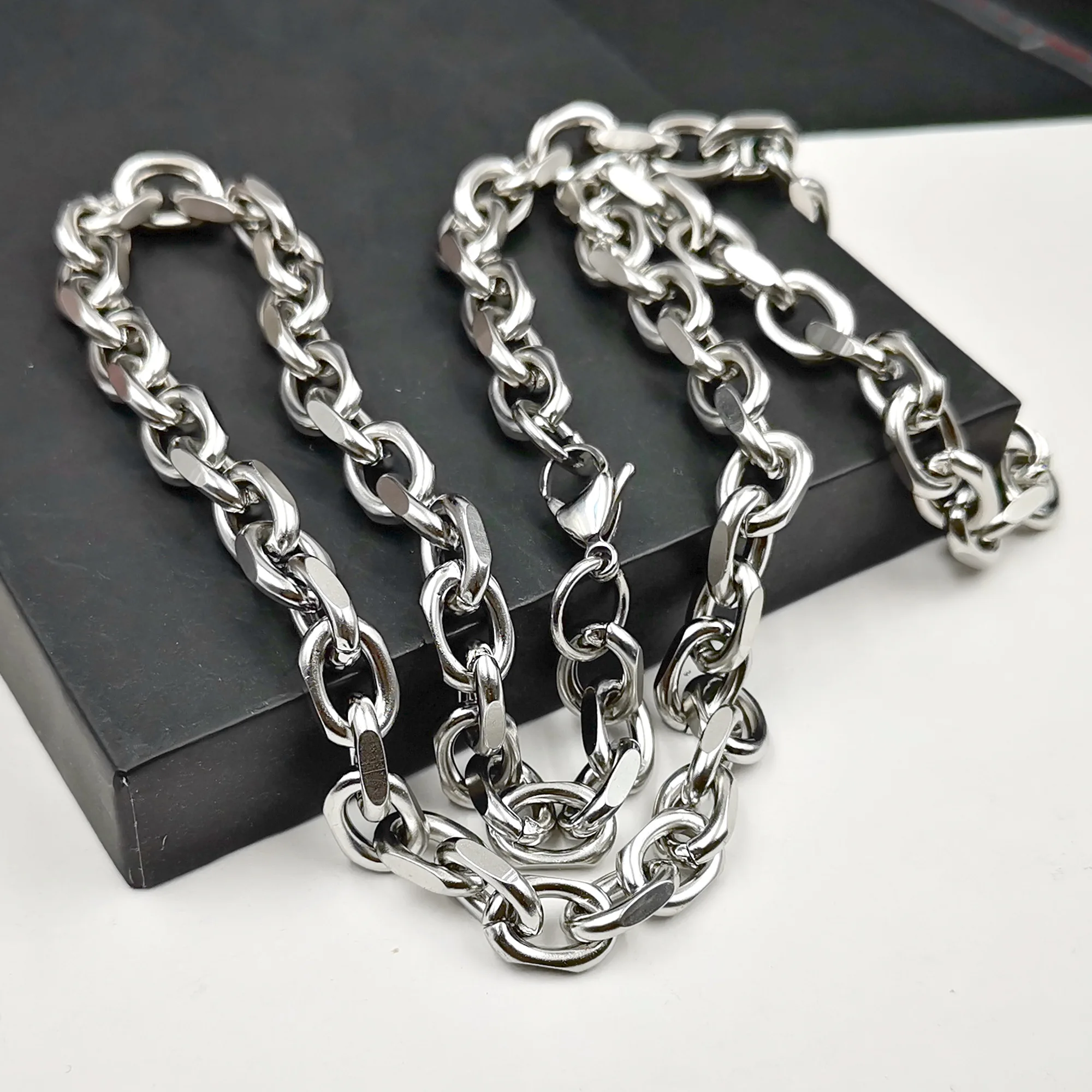 Mens Necklace Stainless Steel Huge Oval Rolo Chain Rollo Chain  For Gift 8mm 18-32 inch lenght