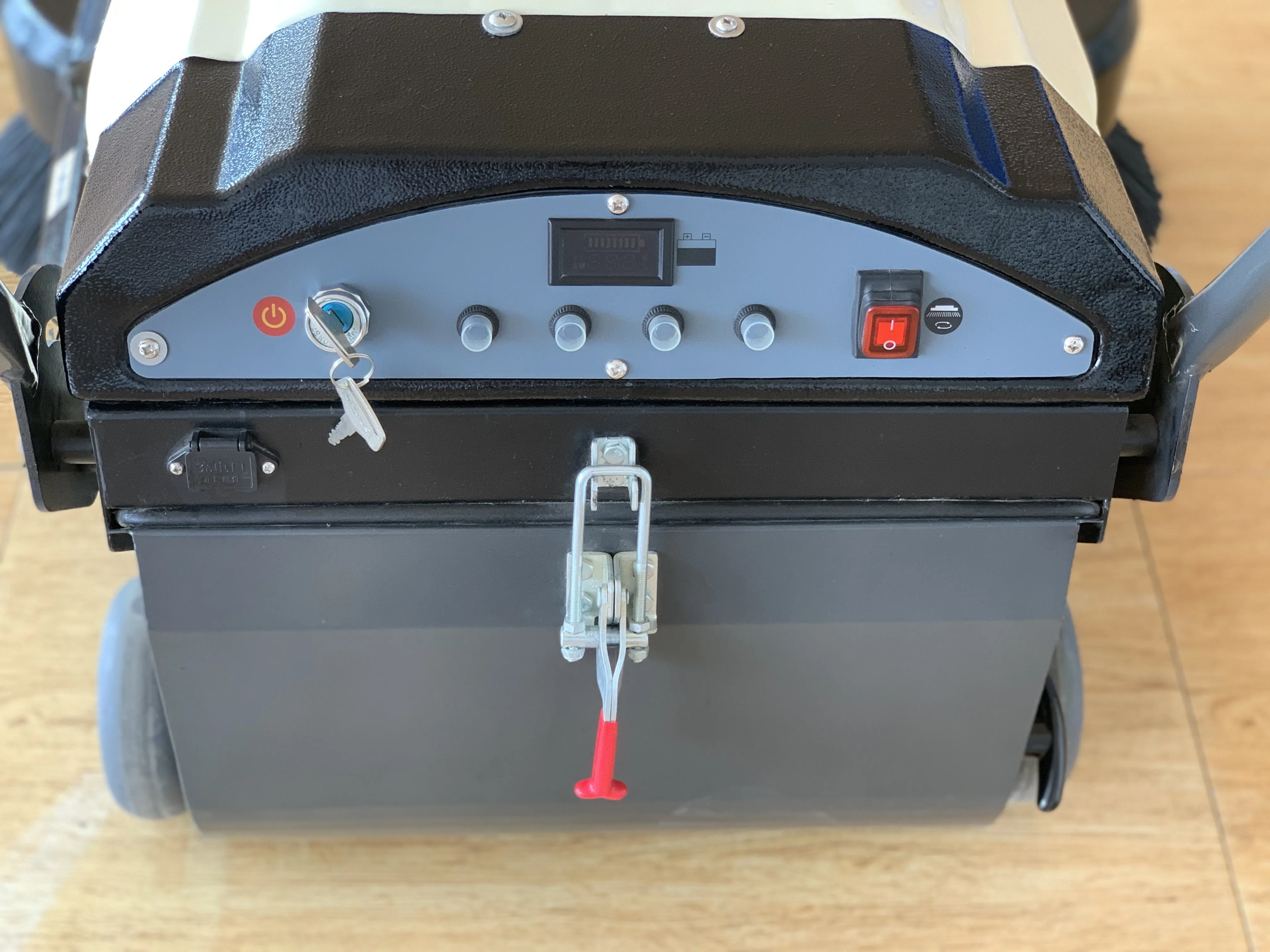 T2 Road Hand Push Cleaning Sweeper and Ground Floor Sweeper for Sidewalk Parking Lot Warehouse Factory