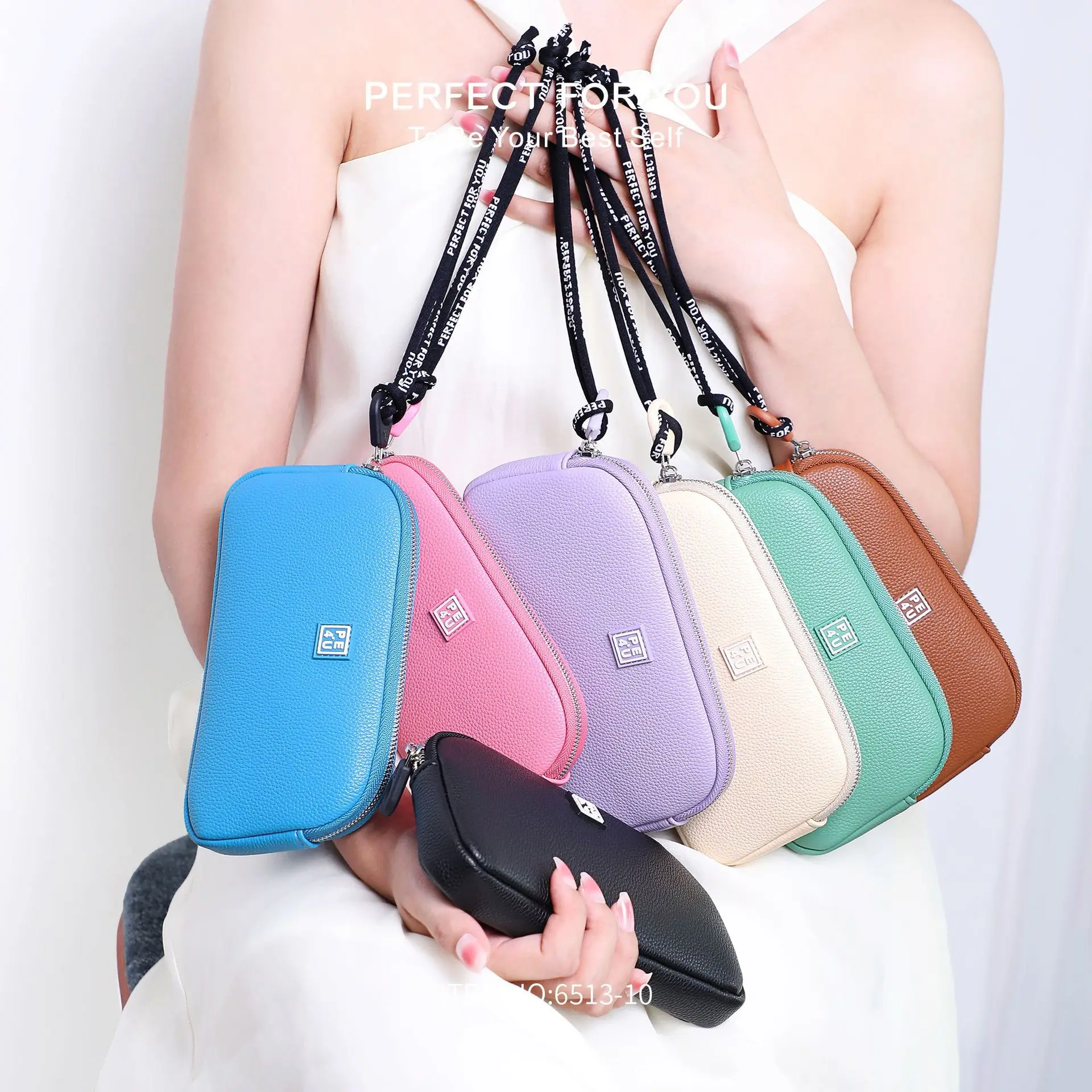 

Women's hand with large capacity lankline mobile phone pocket change storage long wallet advanced simple female