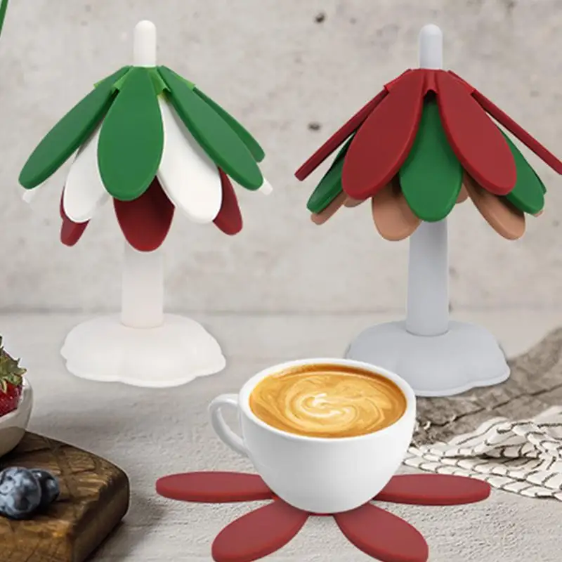 Christmas Tree Trivet Silicone Table Mat Coasters Pot Holders Trivet Pads Tree Table Insulation Mat Multi-Functional Foldable