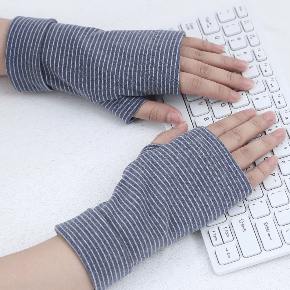 A Pair High Elastic Fingerless Gloves Dralon Thermal Insulation Thickened Half-Finger Gloves Comfortable Double-layer