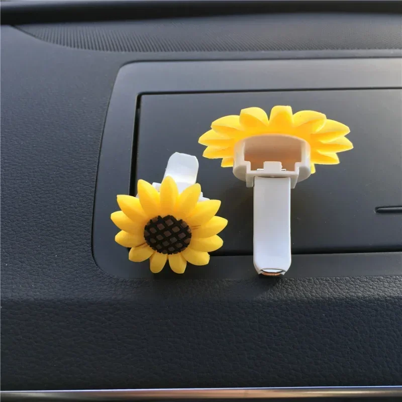 Car Fashion Multiflora Sunflower Car Air Outlet Fragrant Perfume Clip Air Freshener Diffuser Car Accessories Interior Decoration