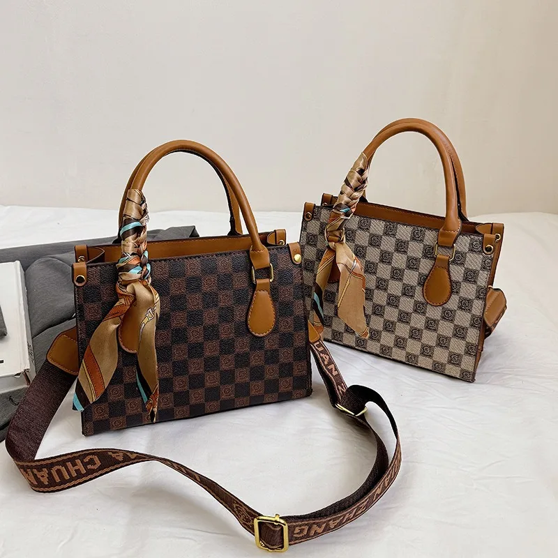 

2025 New Women's Handbag Versatile Shoulder Bag | Large Capacity Tote Purse Casual Crossbody Bag with Top Handle Hand Bags